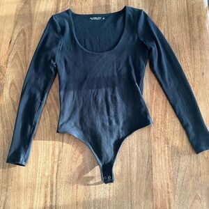 Abercrombie & Fitch Black Long Sleeve Scoop Neck Bodysuit